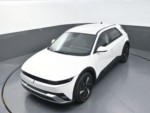 New 2026 Hyundai Ioniq 5 SEL AWD/4WD image 24