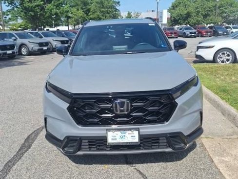 Used 2024 Honda CR-V Sport image 2