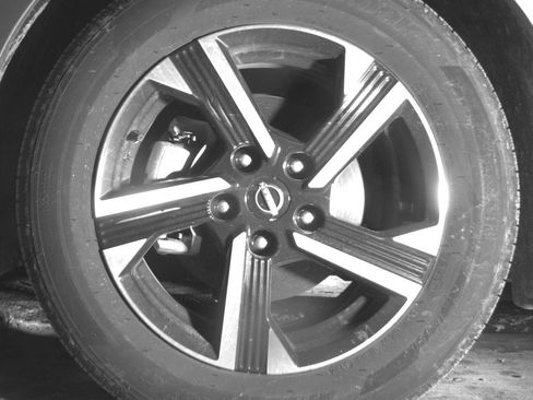 Used 2025 Nissan Sentra SV FWD image 12