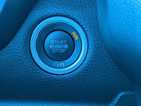 Used 2024 RAM 1500 Laramie RWD image 29
