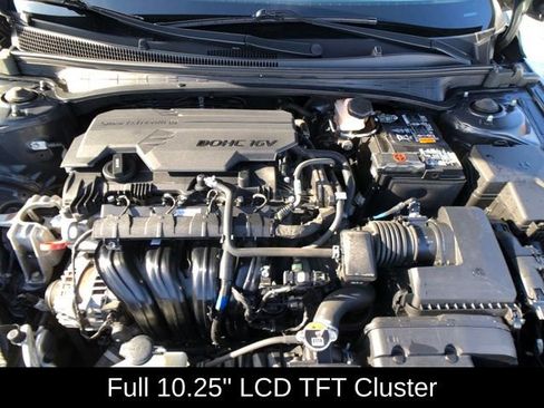 Used 2022 Hyundai Elantra SEL w/ Convenience Package image 25