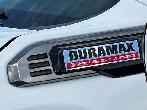 Certified 2025 GMC Sierra 2500 AT4 AWD/4WD image 12