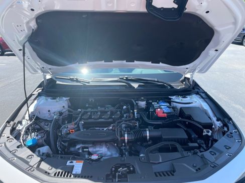 Certified 2023 Honda Accord LX image 16