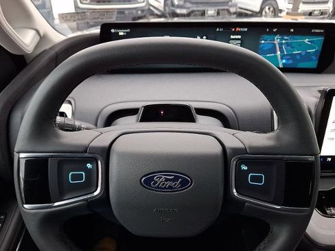 Certified 2025 Ford Expedition Max Active image 19