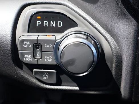 New 2026 RAM 1500 4x4 Crew Cab image 22