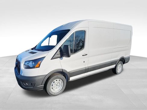 New 2026 Ford Transit 250 148 Medium Roof RWD image 4