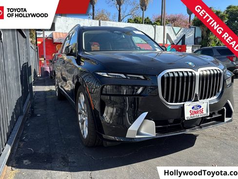 Used 2023 BMW X7 xDrive40i AWD/4WD image 1