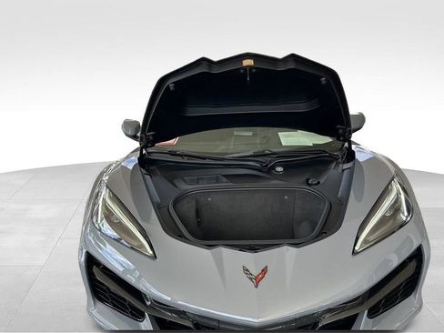 Used 2024 Chevrolet Corvette Z06 image 13