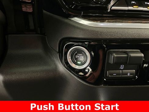 Certified 2025 GMC Sierra 1500 Elevation w/ Elevation Premium Package AWD/4WD image 6