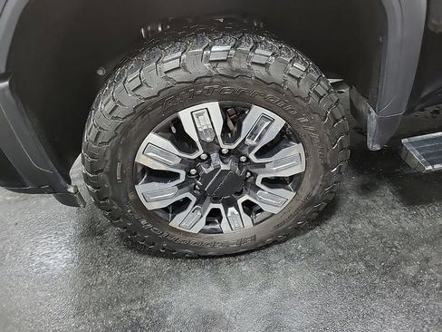 Used 2024 GMC Sierra 2500 Denali w/ Denali Reserve Package image 15