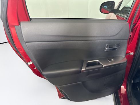 Used 2024 Mitsubishi Outlander Sport AWD image 25