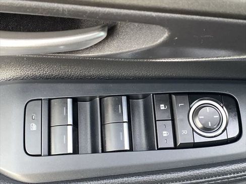 Certified 2025 Toyota Grand Highlander XLE image 13