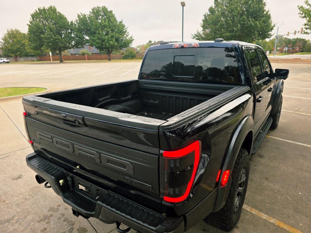 Used 2023 Ford F150 Raptor AWD/4WD image 32