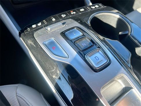 Used 2023 Hyundai Tucson Limited image 24