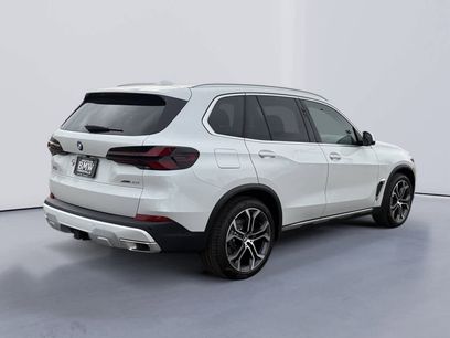 New 2026 BMW X5 xDrive40i w/ Executive Package