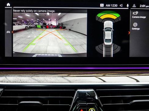 Used 2023 BMW 540i xDrive 540i xDrive w/ Premium Package image 23