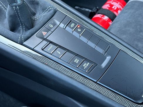 Certified 2018 Porsche 911 GT3 image 24