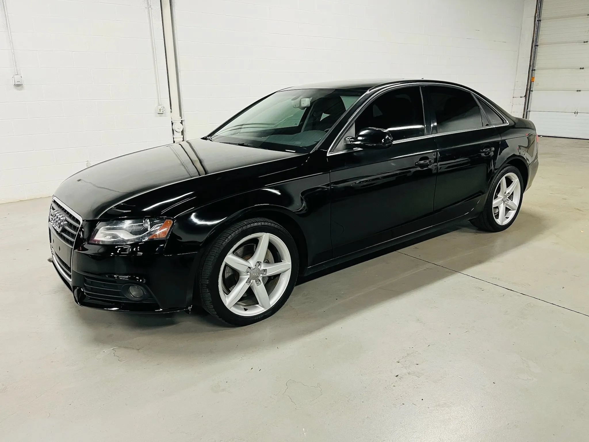 Used 2011 Audi A4 2.0T Prestige AWD/4WD image 2