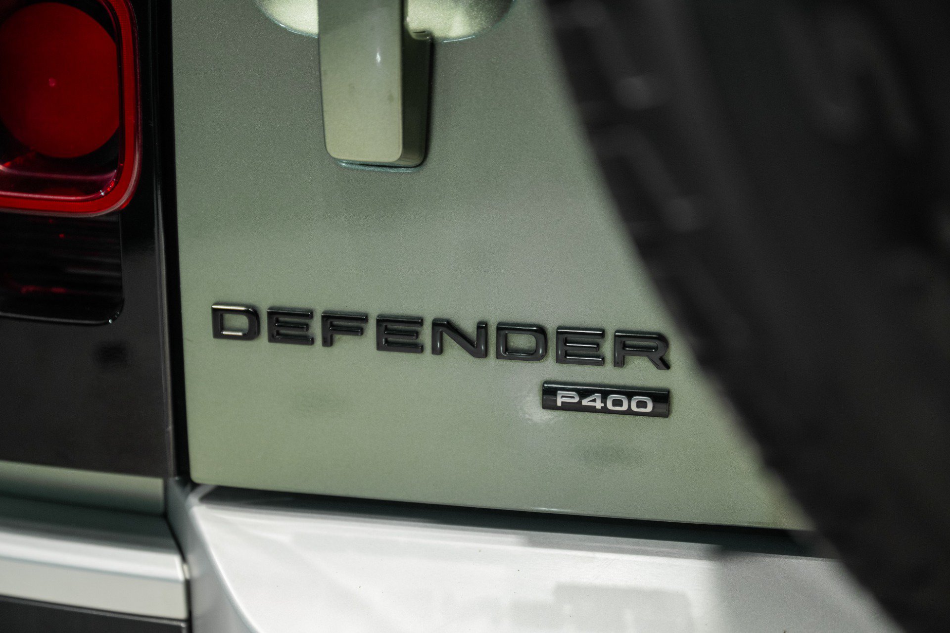 Used 2022 Land Rover Defender 110 SE AWD/4WD image 13