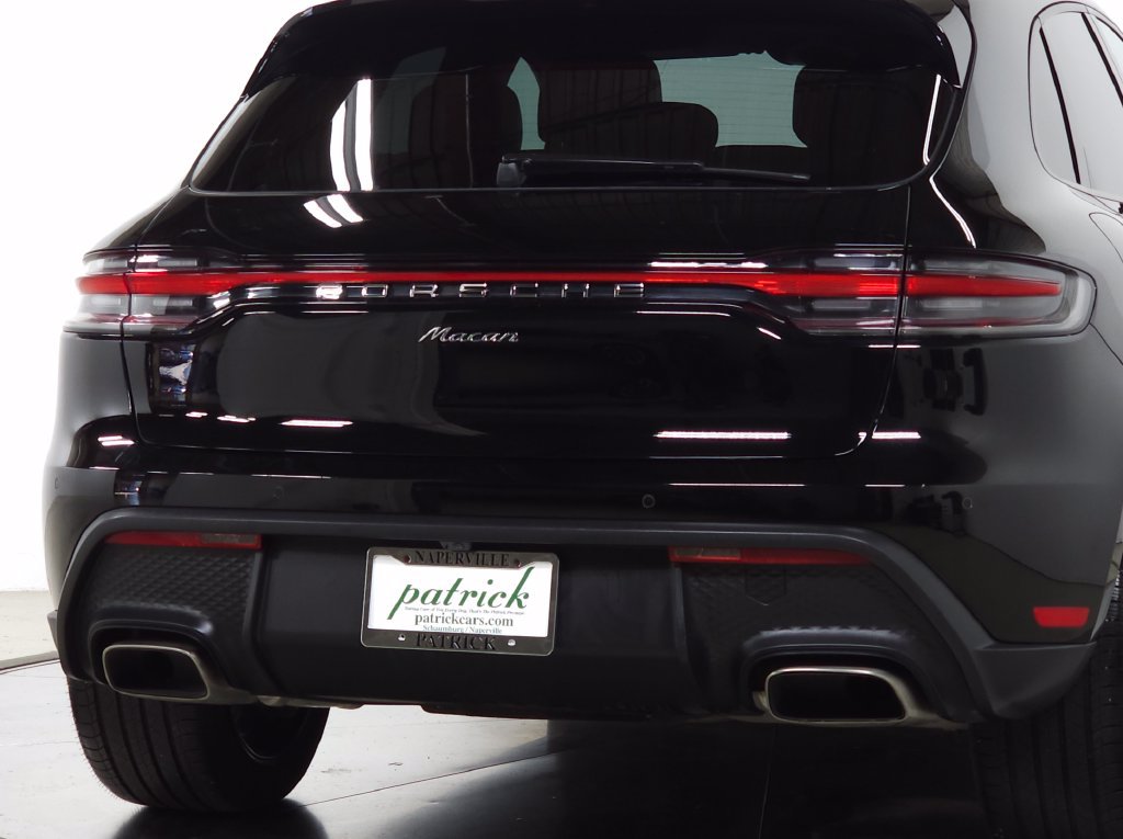Used 2024 Porsche Macan AWD/4WD image 8