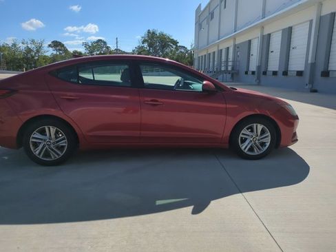 Used 2019 Hyundai Elantra SEL image 4
