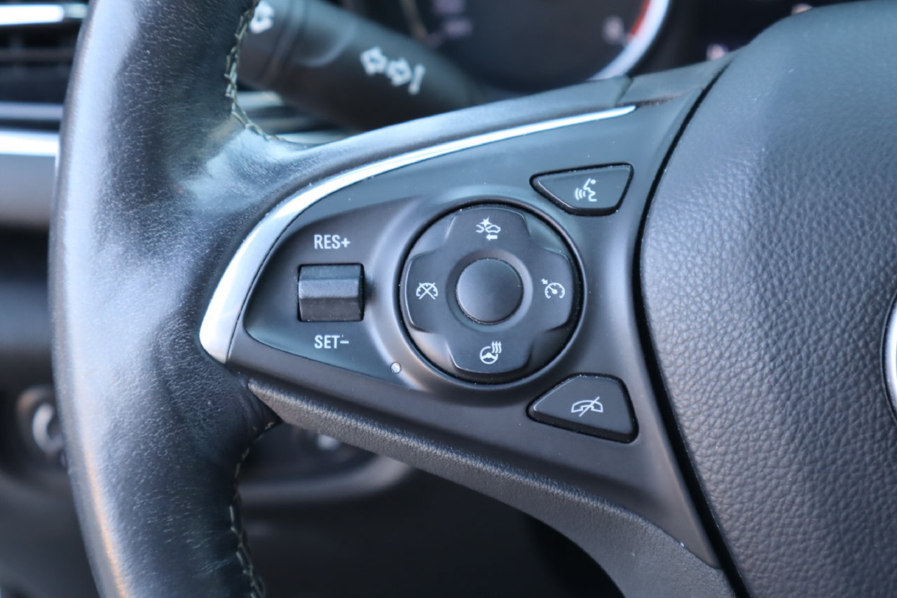 Used 2019 Buick Regal Avenir w/ Driver Confidence Package II FWD image 12
