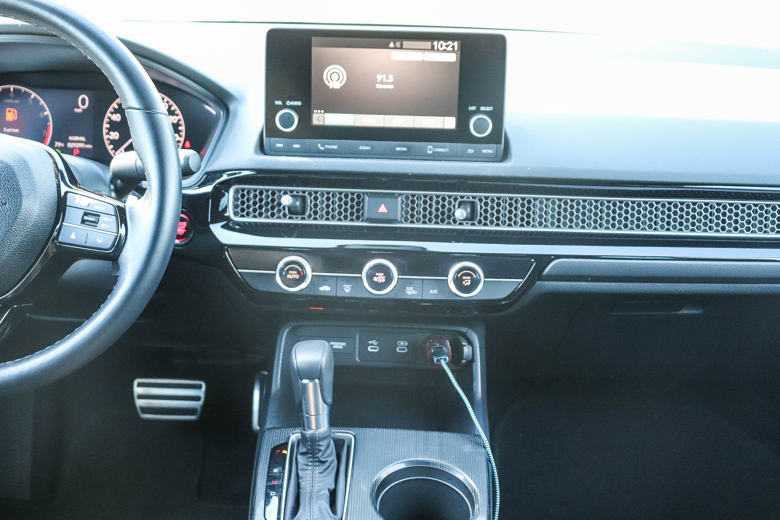 Used 2025 Honda Civic Sport image 16
