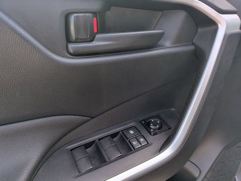 Used 2025 Toyota RAV4 LE AWD/4WD image 14