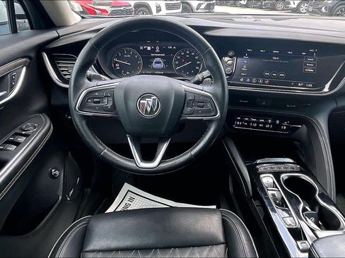 Used 2022 Buick Envision Avenir w/ Technology Package II AWD/4WD image 5