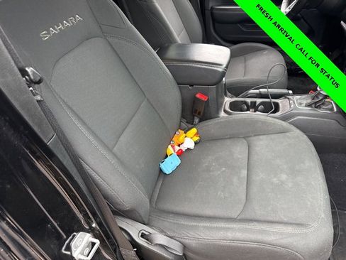 Used 2019 Jeep Wrangler Unlimited Sahara image 17