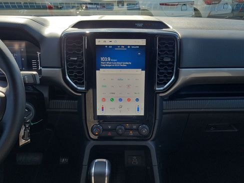 Used 2024 Ford Ranger XLT w/ Trailer Tow Package image 23