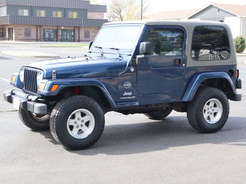 Used 2005 Jeep Wrangler X w/ Rocky Mountain Edition Group image 10
