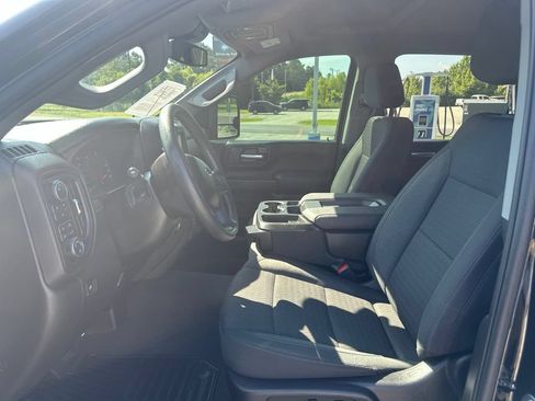 Used 2025 Chevrolet Silverado 2500 Custom w/ Custom Value Package AWD/4WD image 18