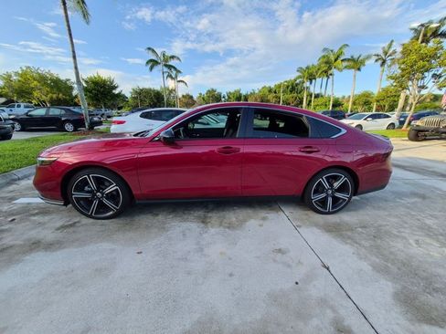 Used 2024 Honda Accord Sport image 8