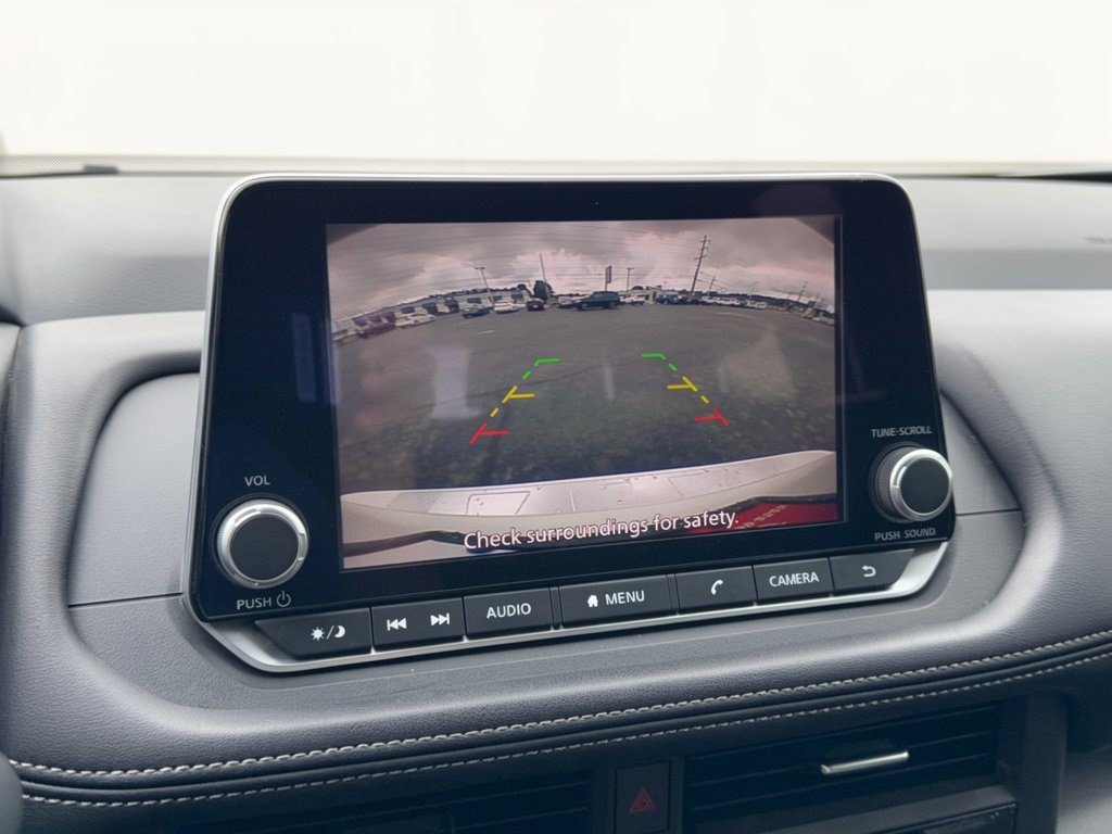 Used 2025 Nissan Rogue SV AWD/4WD image 28