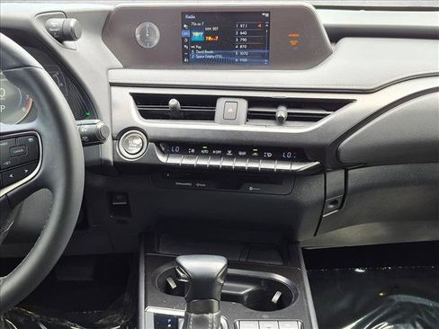 Used 2019 Lexus UX 200 w/ Accessory Package FWD image 14