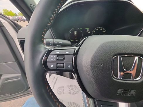 Used 2025 Honda CR-V Sport Touring image 19