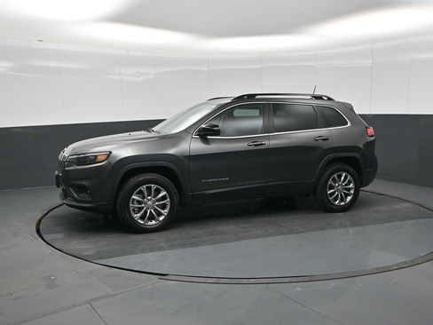 Used 2022 Jeep Cherokee Latitude Lux w/ Sun & Sound Group AWD/4WD image 4