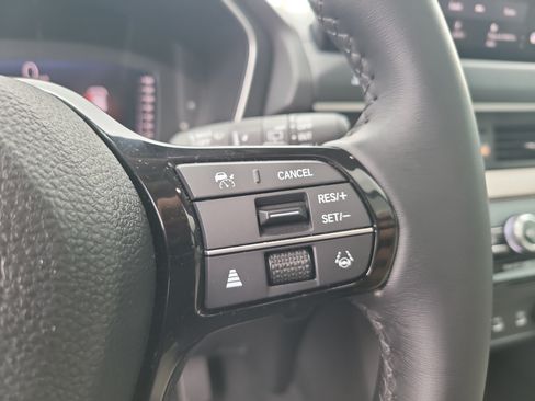 Used 2026 Honda Pilot Touring image 30