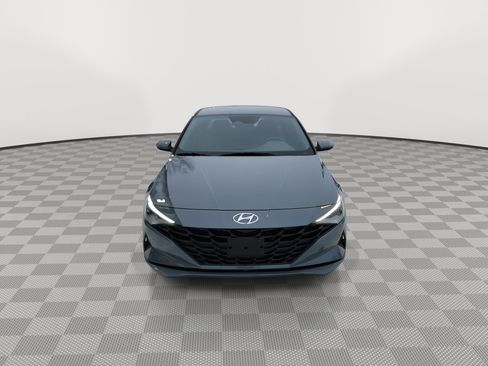 Certified 2023 Hyundai Elantra SEL image 3