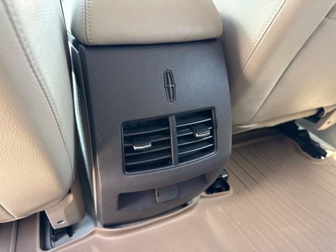 Used 2014 Lincoln MKX FWD w/ Equipment Group 102A image 15