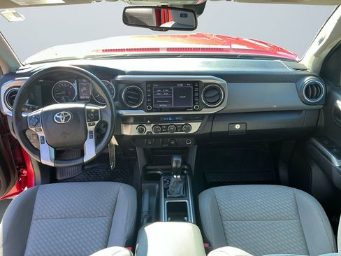 Used 2022 Toyota Tacoma SR5 image 12