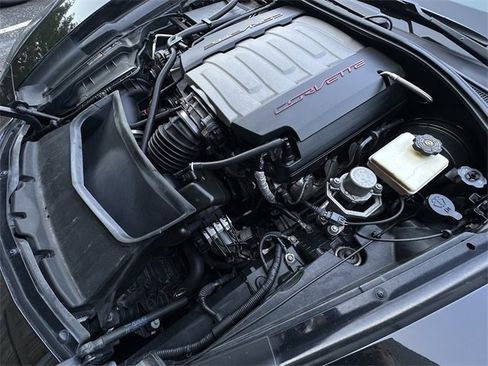 Used 2016 Chevrolet Corvette Stingray Coupe w/ 2LT Preferred Equipment Group image 28