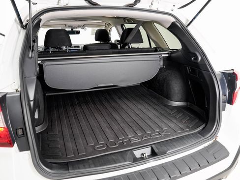 Used 2019 Subaru Outback 2.5i Premium image 25