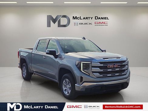New 2026 GMC Sierra 1500 SLE w/ Preferred Package image 1