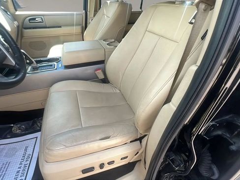 Used 2016 Ford Expedition Limited w/ Equipment Group 301A RWD image 18