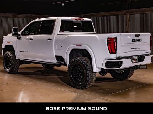 Used 2026 GMC Sierra 2500 Denali Ultimate AWD/4WD image 7