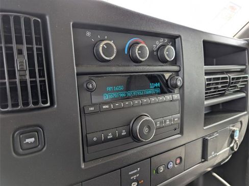 New 2024 Chevrolet Express 3500 w/ Power Convenience Package image 11