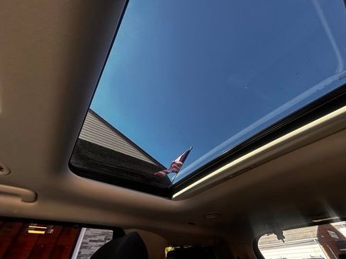 Used 2022 Kia Carnival SX Prestige FWD image 28