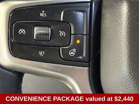 Used 2020 Chevrolet Silverado 2500 LT w/ Convenience Package AWD/4WD image 3